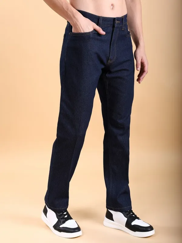  Highlander Men Blue Straight Fit Clean Look Jeans