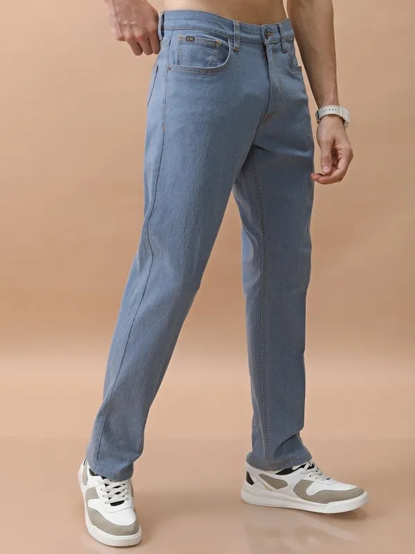  Highlander Men Blue Straight Fit Clean Look Jeans