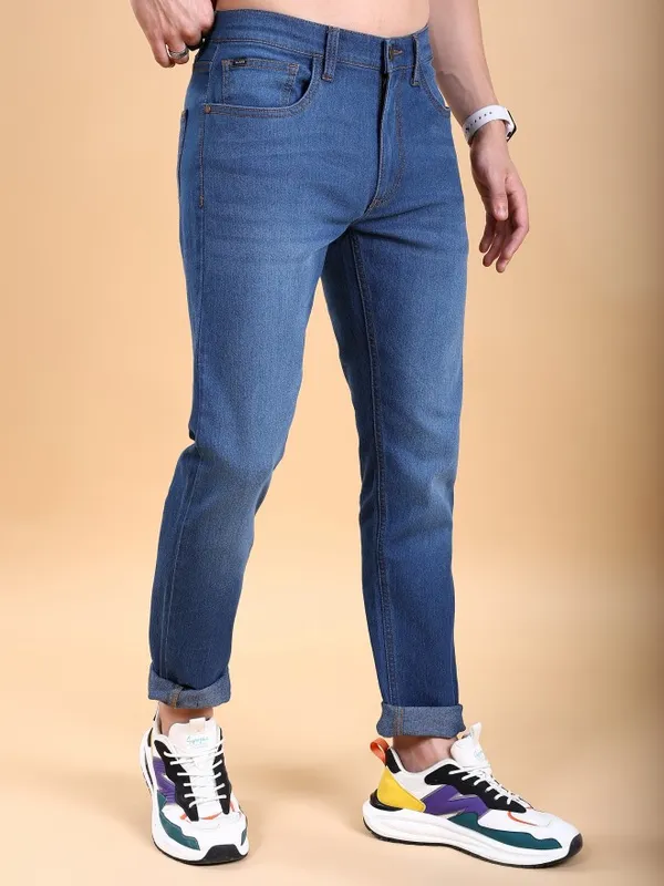 Highlander Men Blue Tapered Fit Clean Look Jeans