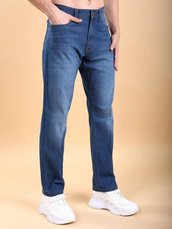 Men Straight Fit Jeans