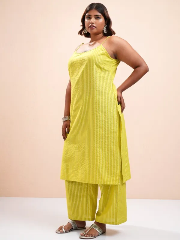 Vishudh Women Green Striped Kurta With Palazzos