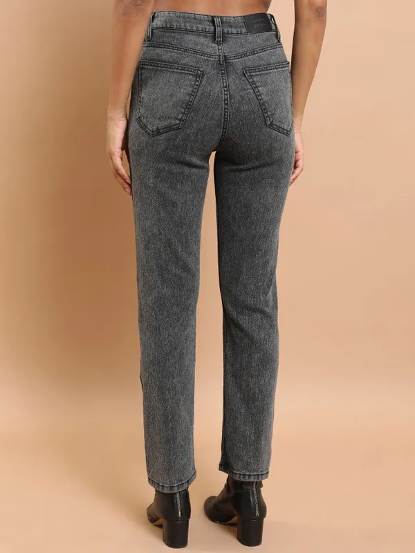  Tokyo Talkies Women Grey Skinny Fit Clean Look Jeans
