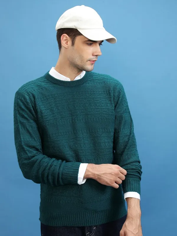  Highlander Men Teal Round Neck Pullover Sweaters