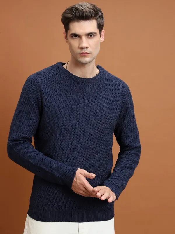  Highlander Men Navy Blue Round Neck Pullover Sweaters