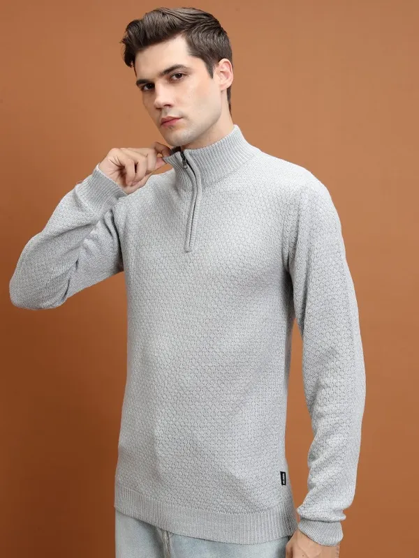  Highlander Men Grey Mock Collar Pullover Sweaters