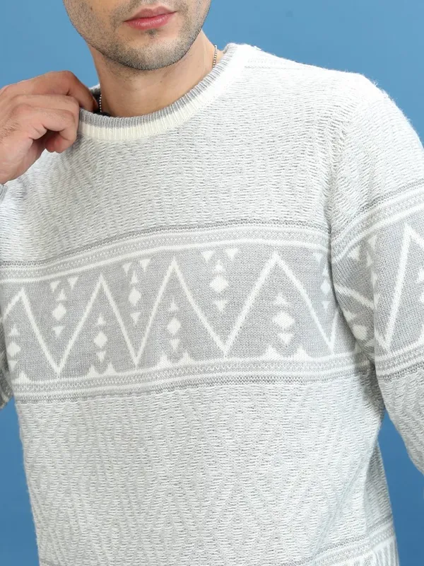  Highlander Men White Round Neck Pullover Sweaters