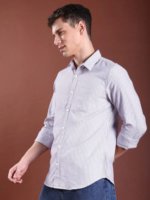  Highlander Men Lavender Striped Slim Fit Casual Shirts