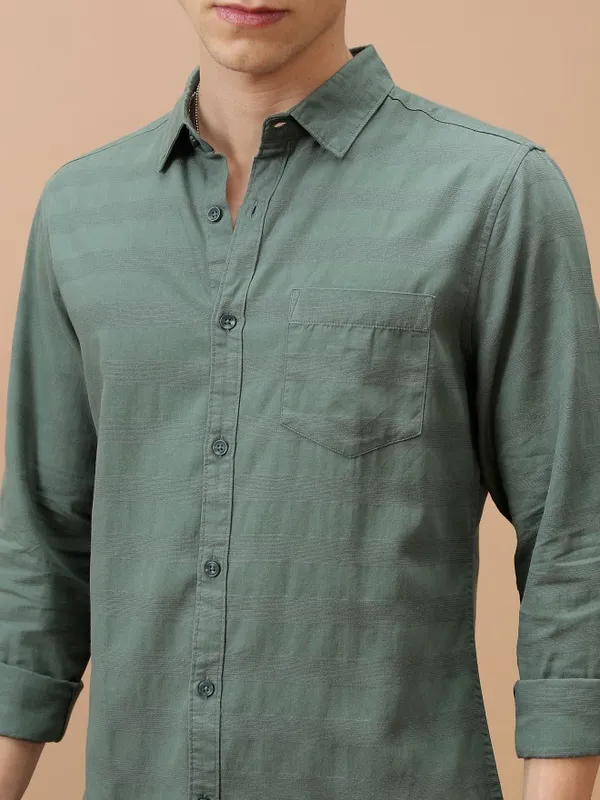 Men Slim Fit Casual Shirt
