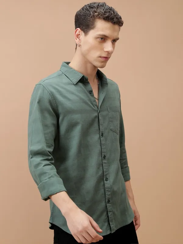 Men Slim Fit Casual Shirt