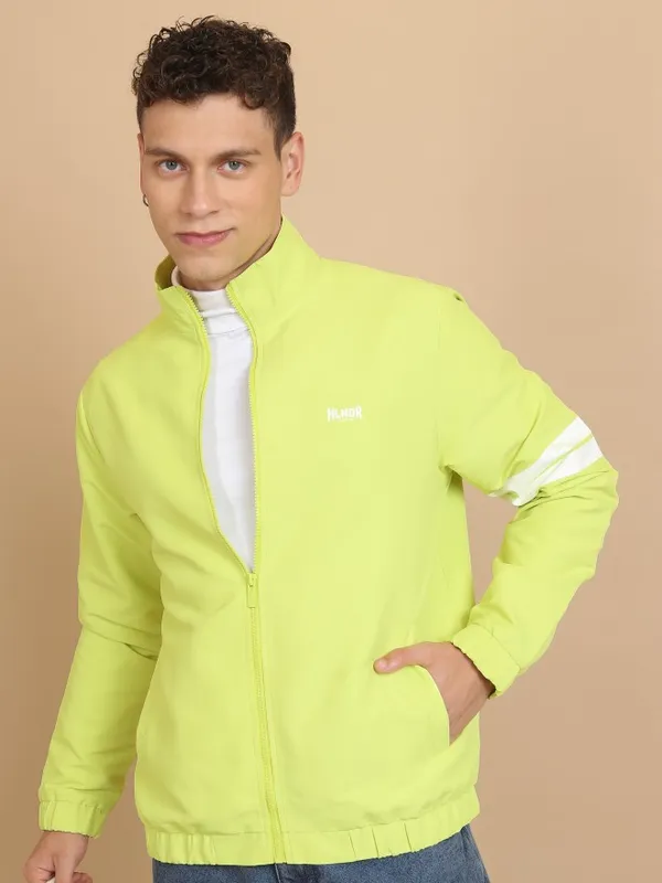  Highlander Men Green Solid Open Front Jacket Jackets