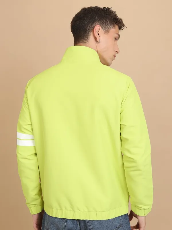  Highlander Men Green Solid Open Front Jacket Jackets