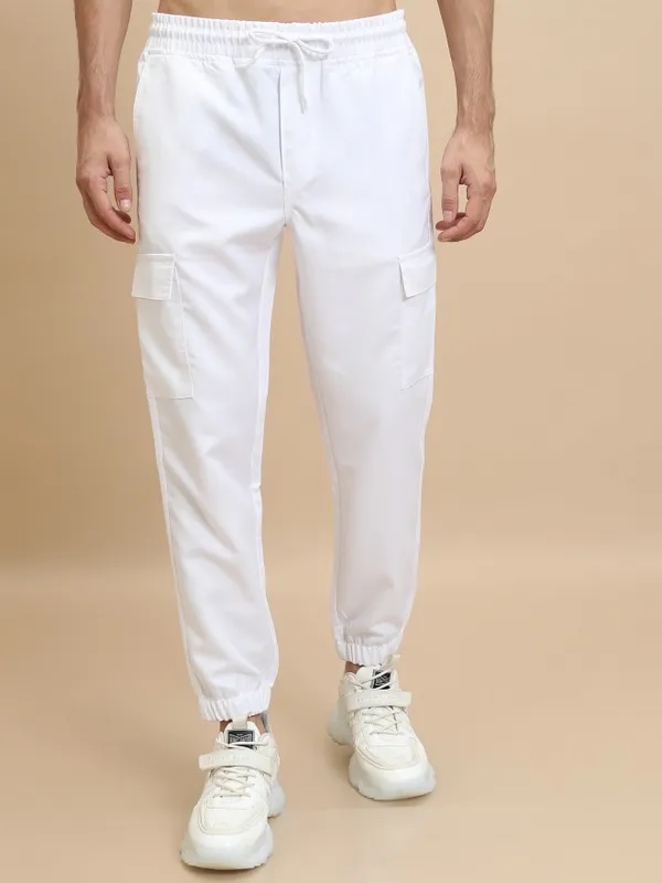  Highlander Men White Regular Fit Solid Casual Trousers