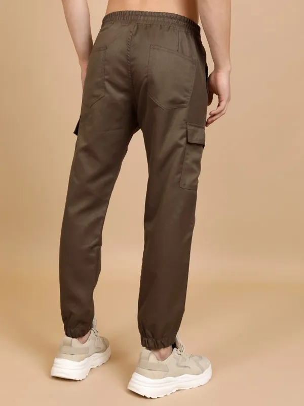  Highlander Men Brown Regular Fit Solid Casual Trousers