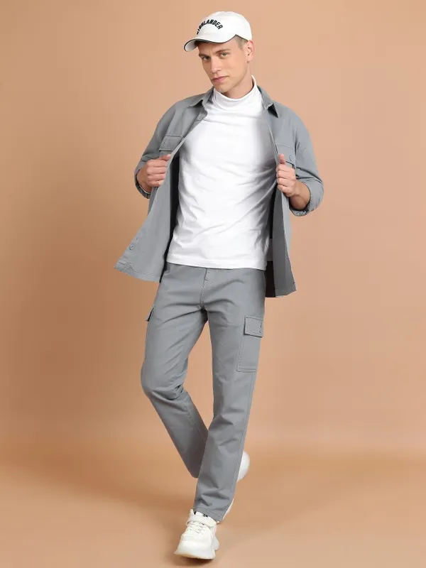  Highlander Men Grey Regular Fit Solid Casual Trousers