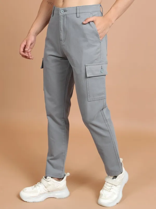  Highlander Men Grey Regular Fit Solid Casual Trousers