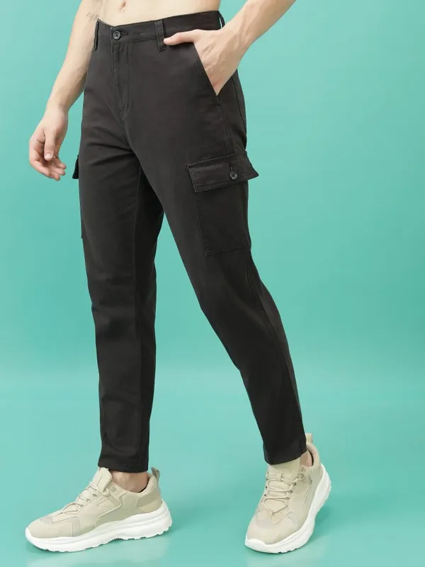  Highlander Men Grey Regular Fit Solid Casual Trousers