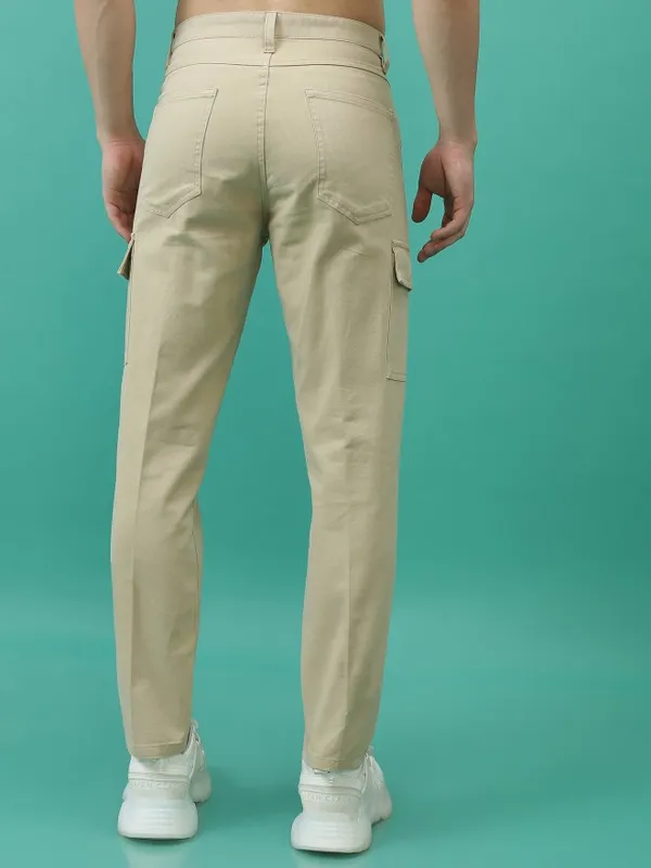 Highlander Men Green Regular Fit Solid Casual Trousers Cargo