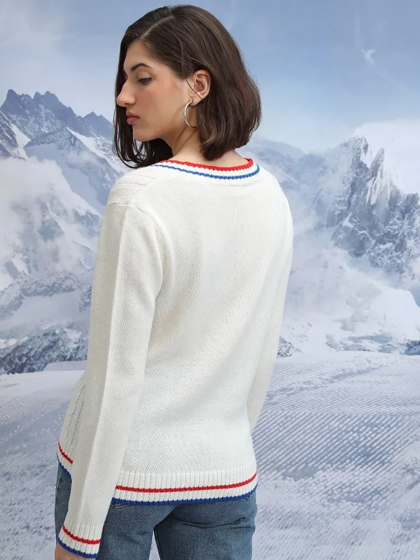  Tokyo Talkies Women White V-Neck Sweaters
