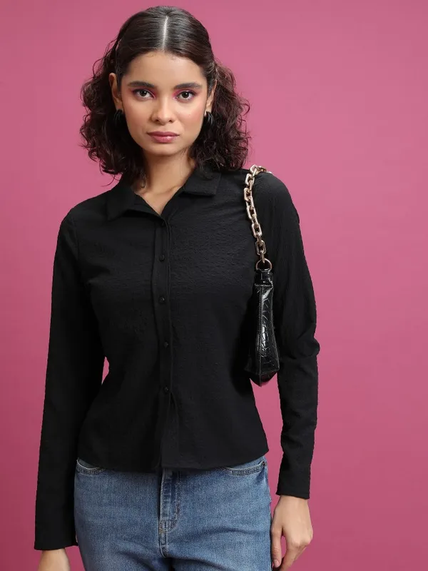  Tokyo Talkies Women Black Solid Casual Shirts