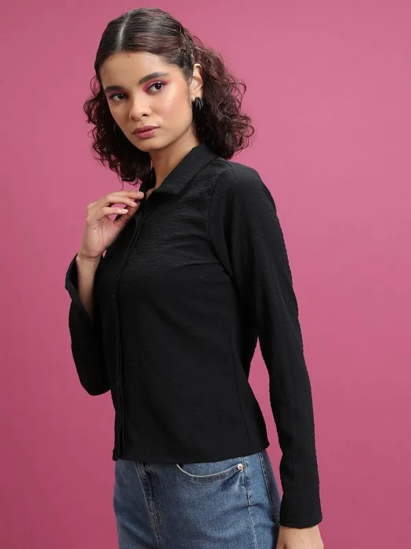  Tokyo Talkies Women Black Solid Casual Shirts