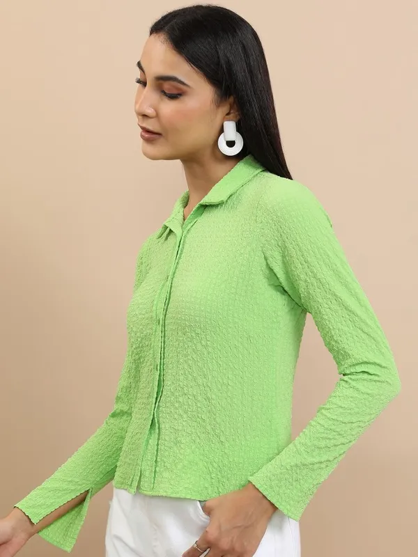  Tokyo Talkies Women Green Solid Casual Shirts