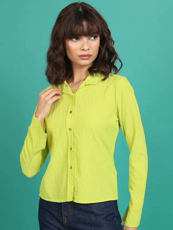  Tokyo Talkies Women Green Solid Casual Shirts