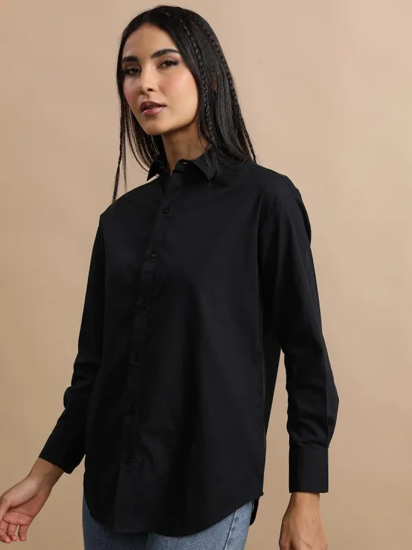 Tokyo Talkies Women Black Solid Oversized Fit Casual Shirt