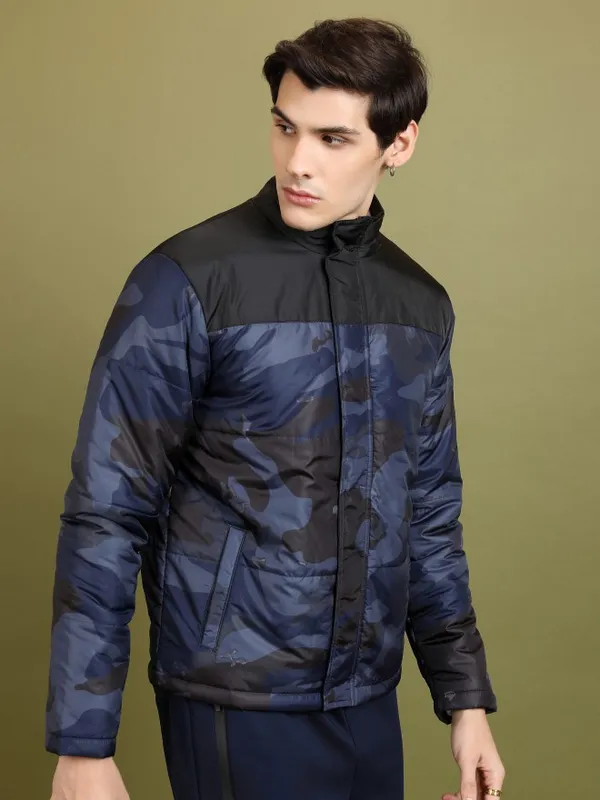 Men Printed Puffer Jacket