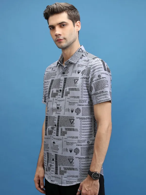  Ketch Men Grey Printed Slim Fit Casual Shirts