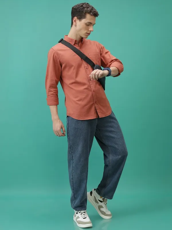  Highlander Men Terracotta Solid Slim Fit Casual Shirts