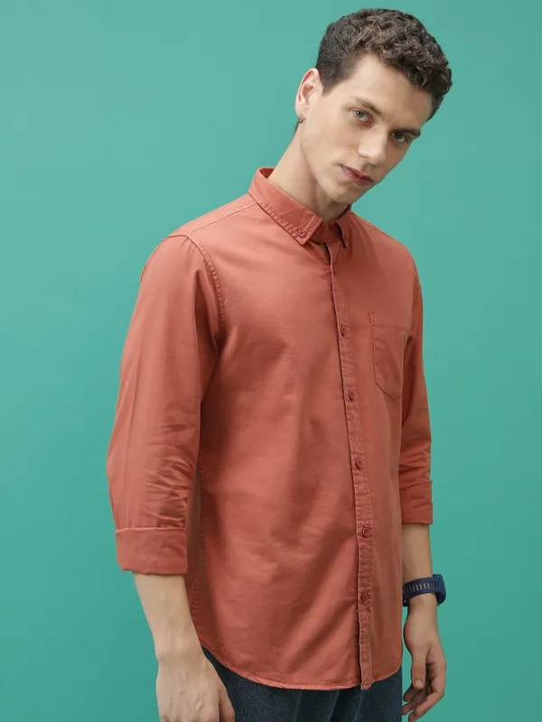  Highlander Men Terracotta Solid Slim Fit Casual Shirts