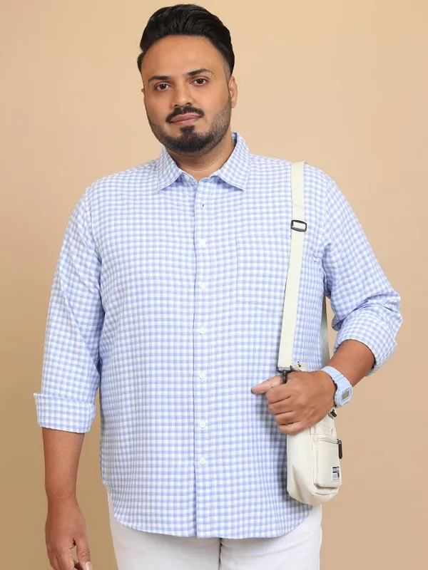  Xtra Ordinary By Highlander Men White Checked Regular Fit Casual Shirts