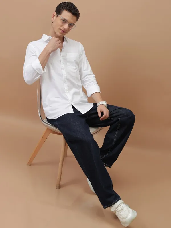  Ketch Men White Checked Slim Fit Casual Shirts