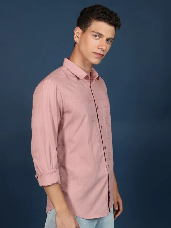  Ketch Men Coral Solid Slim Fit Casual Shirts