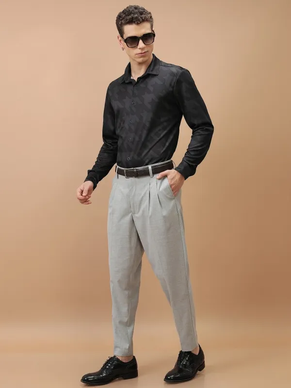  Highlander Men Black Printed Slim Fit Casual Shirts