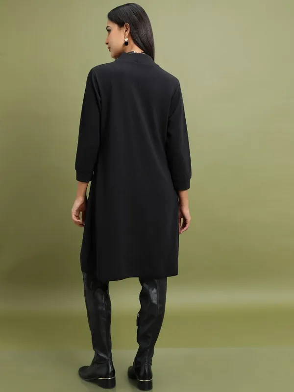 Women Solid Shrug