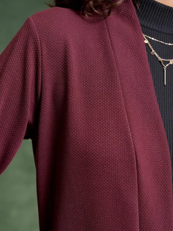 Women Solid Shrug