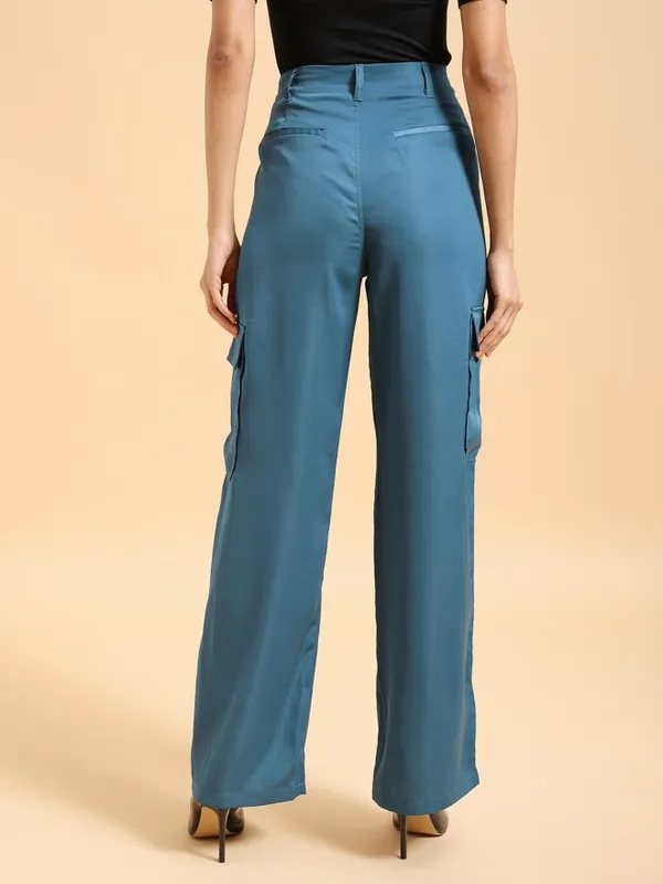  Tokyo Talkies Women Teal Solid Regular Fit Casual Trousers