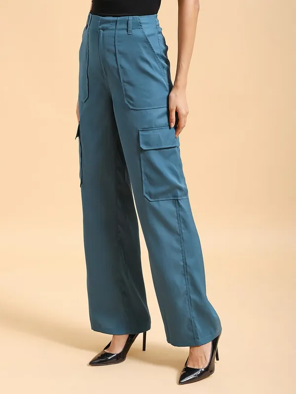  Tokyo Talkies Women Teal Solid Regular Fit Casual Trousers