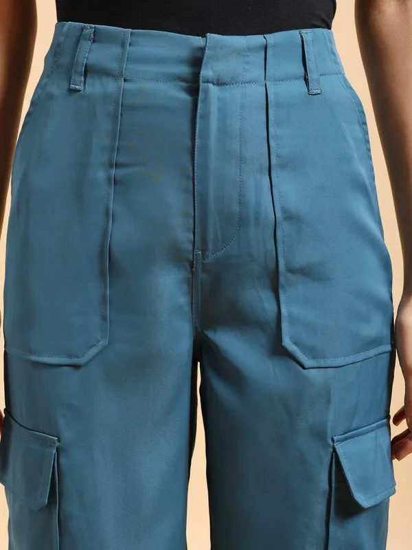  Tokyo Talkies Women Teal Solid Regular Fit Casual Trousers