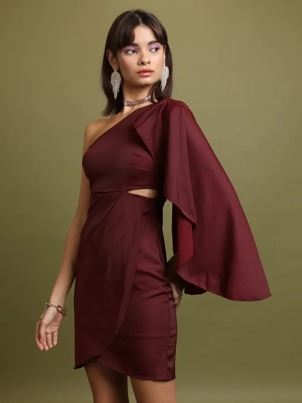  Tokyo Talkies Women Maroon Solid Sheath Dresses