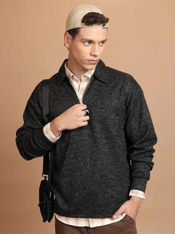 Men Solid Sweater