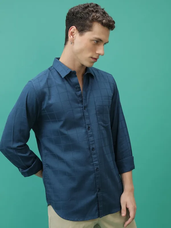  Highlander Men Blue Checked Slim Fit Casual Shirts
