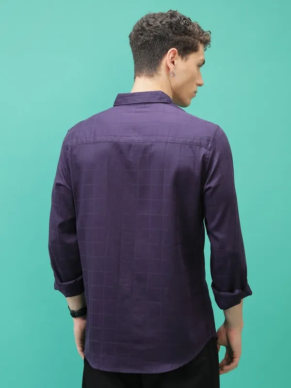  Highlander Men Purple Checked Slim Fit Casual Shirts