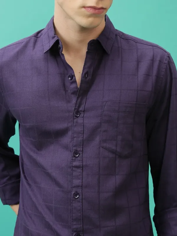  Highlander Men Purple Checked Slim Fit Casual Shirts