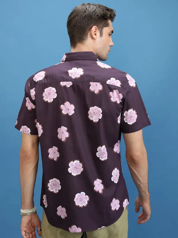 Men Slim Fit Casual Shirt