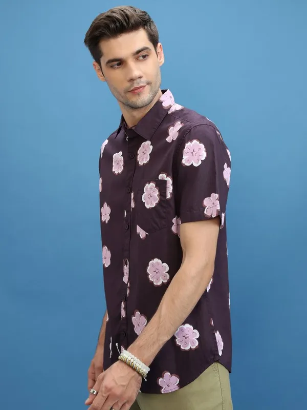 Men Slim Fit Casual Shirt