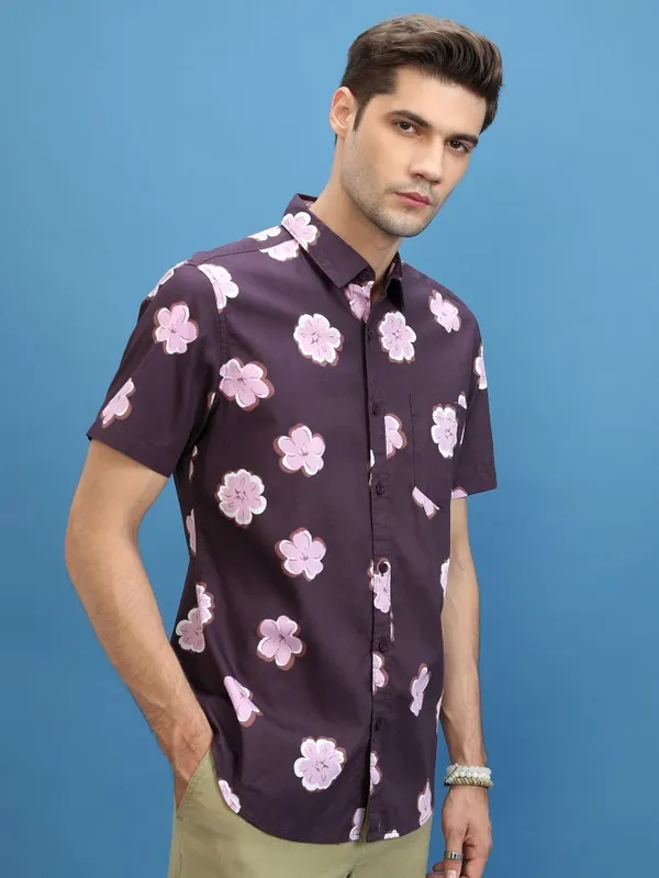 Men Slim Fit Casual Shirt