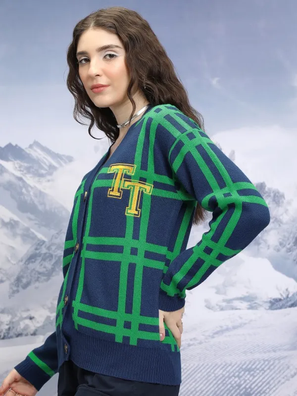  Tokyo Talkies Women Navy Blue V-Neck Sweaters