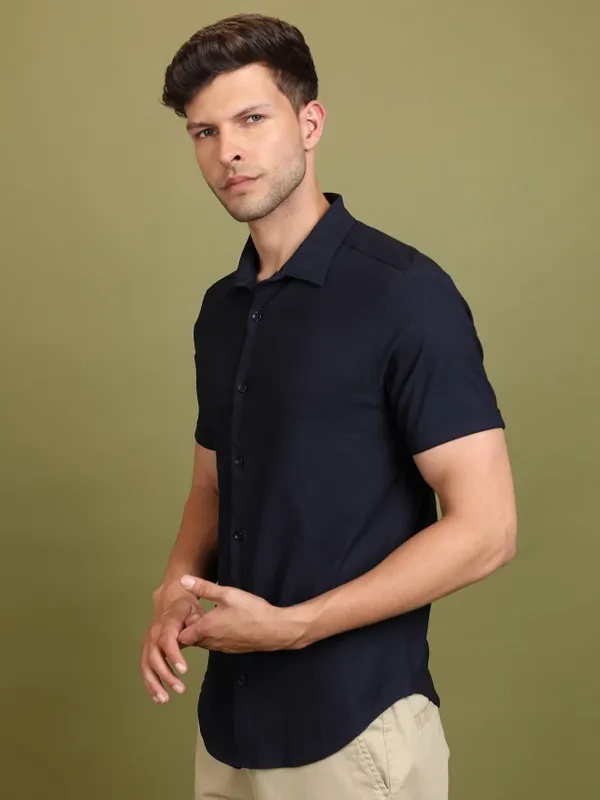  Ketch Men Navy Blue Solid Slim Fit Casual Shirts